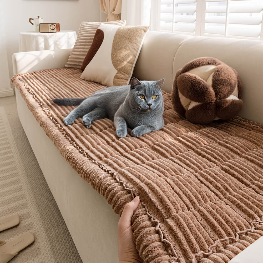 PlushGuard™ – Protector de Sofá Ultrasuave para Mascotas | Franela Premium, Antideslizante y Lavable